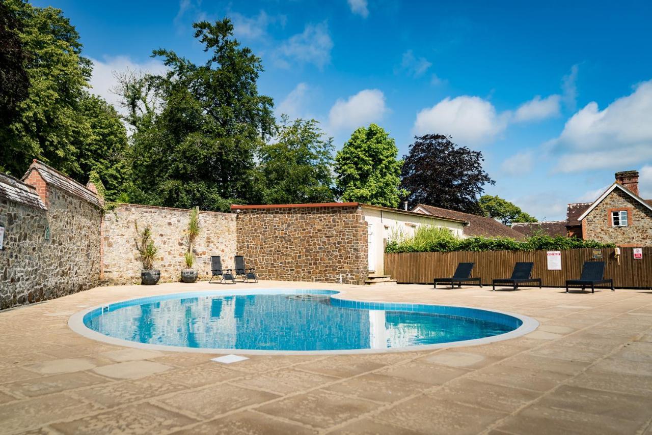 Highbullen Hotel, Golf&Country Club Umberleigh Exterior foto